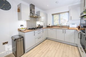 Photo 17- click for photo gallery